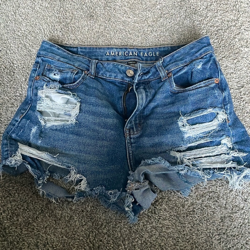 American Eagle distressed blue Jean shorts
